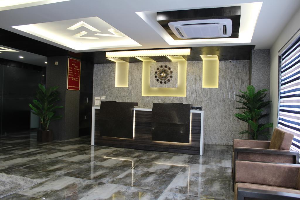 Treebo Unity Hotel Ahmedabad Exterior photo